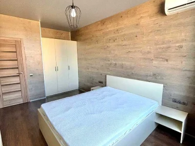 Apartment. Yunatska St., Kyiv