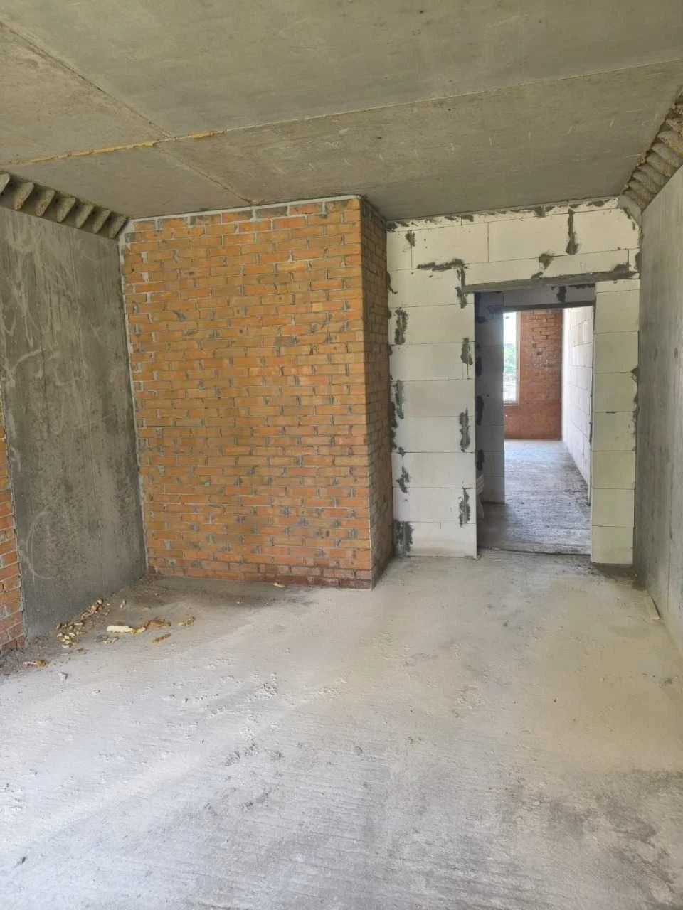 Sale of a 1-bedroom apartment 47.38 sq.m. in the residential complex "POLARIS Home&Plaza"