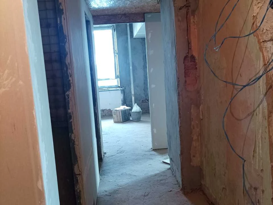 Apartment. Dnipro, Dmytra Yavornytskyi Ave. (Karl Marx)