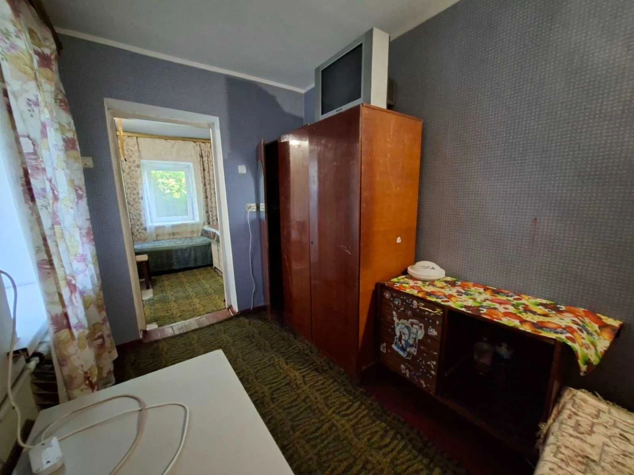 For Sale: House in Dnipro - 103 sq m, 9 acres, 2 garages