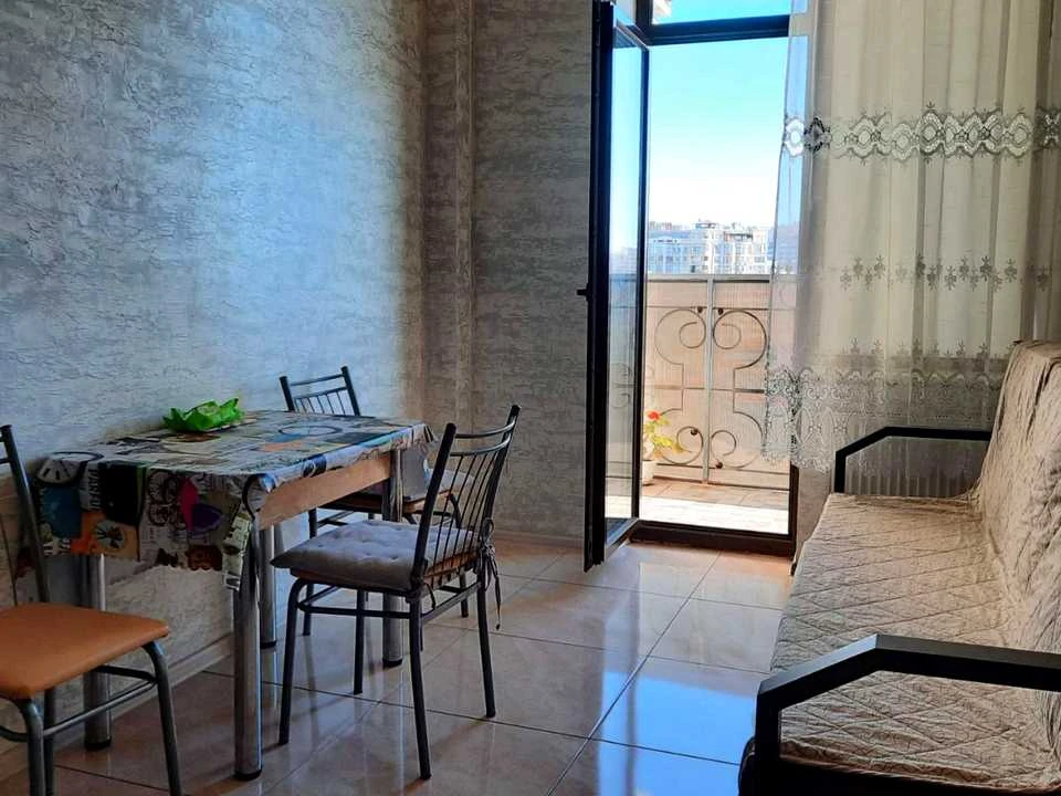 Apartment. Odessa, Pedagogichna st.