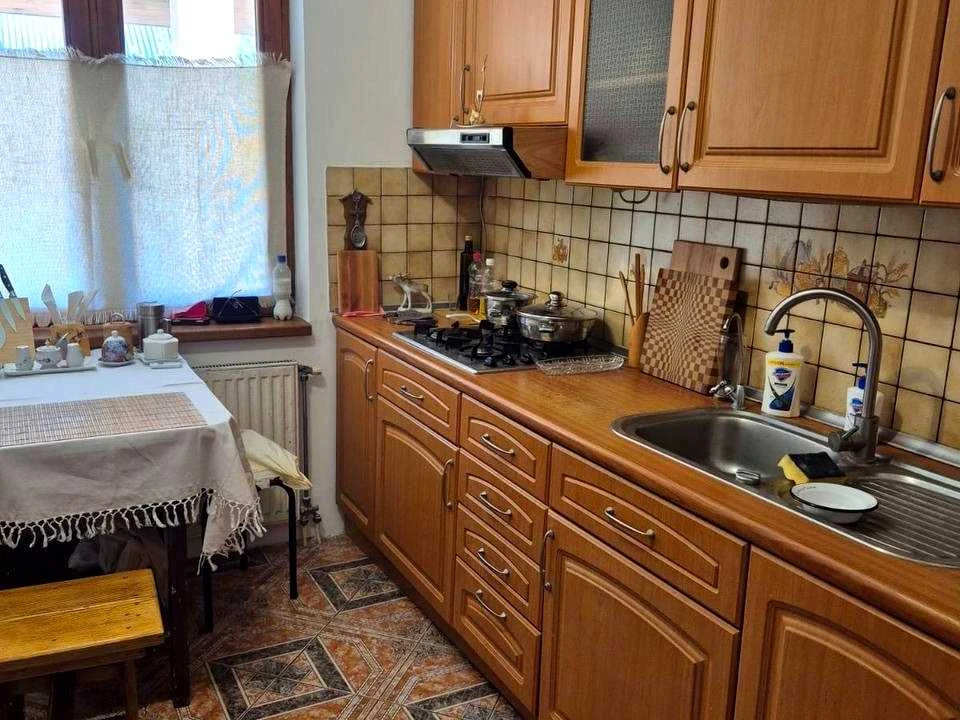 Будинок. Ужгород, Польова вул.