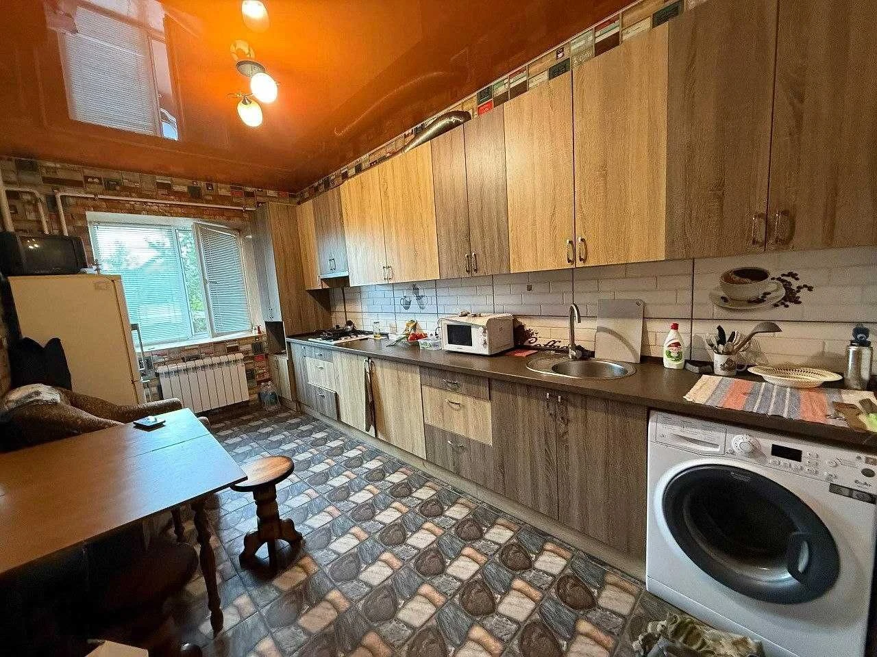 Продаж 1-кімнатної квартири вул. Харківська (ЖК Зарічний)