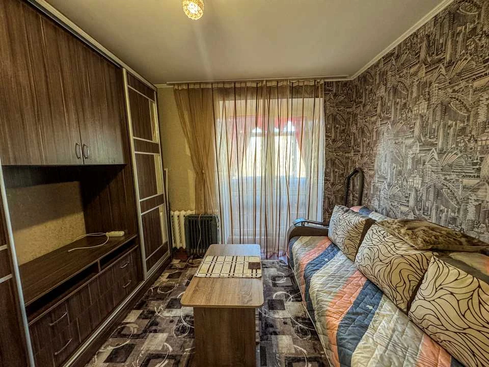 Apartment. Chernigov, Sobornosti Street
