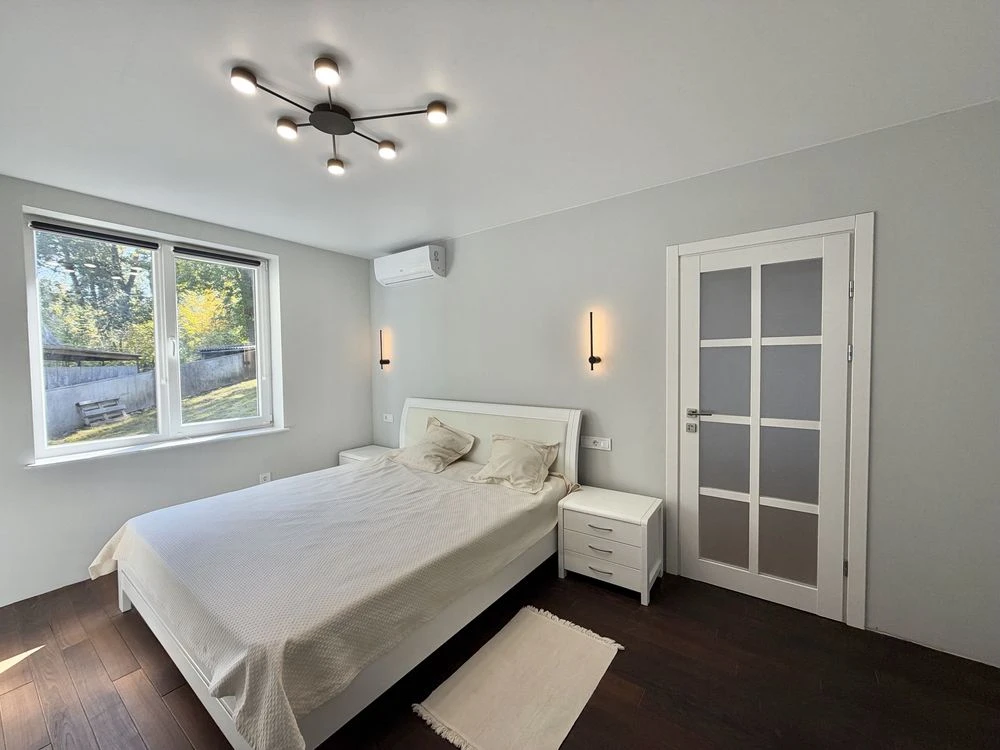 Sale of a renovated one-story house in a good location
