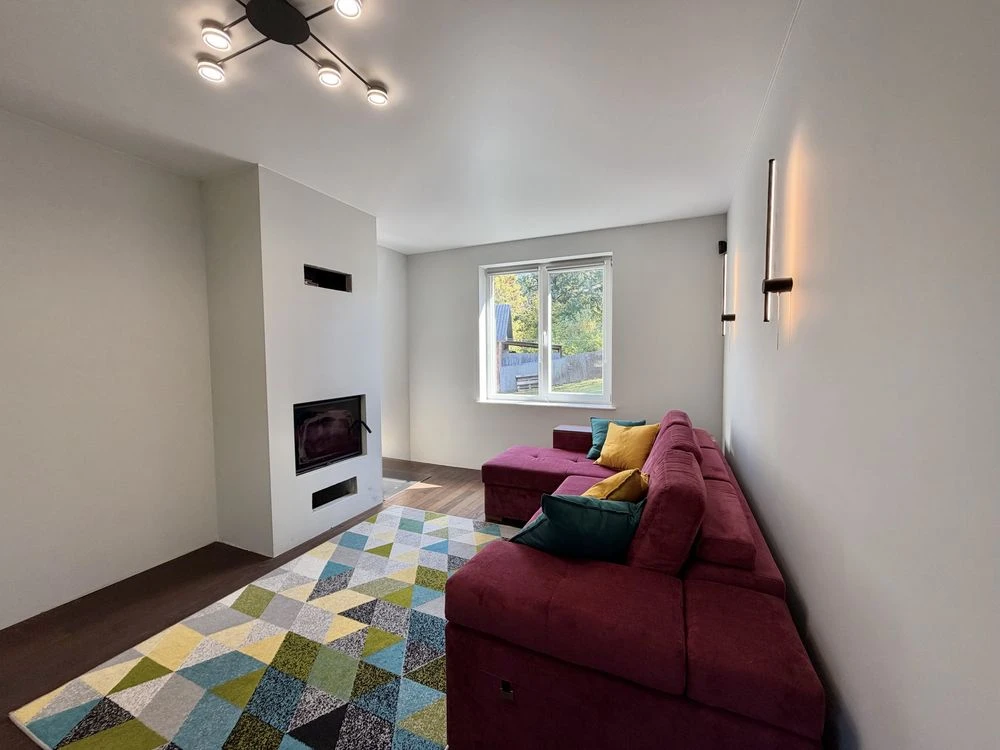 Sale of a renovated one-story house in a good location