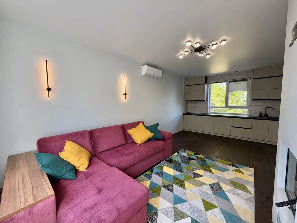Sale of a renovated one-story house in a good location