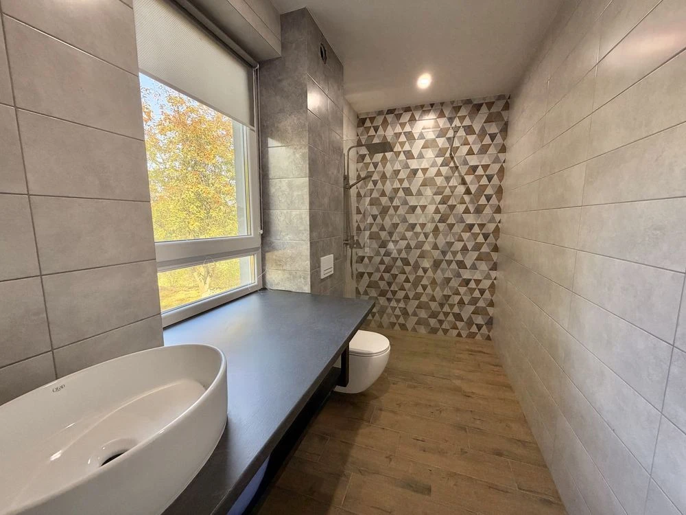 Sale of a renovated one-story house in a good location