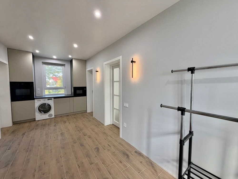 Sale of a renovated one-story house in a good location