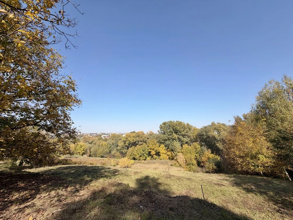 Sale of a renovated one-story house in a good location