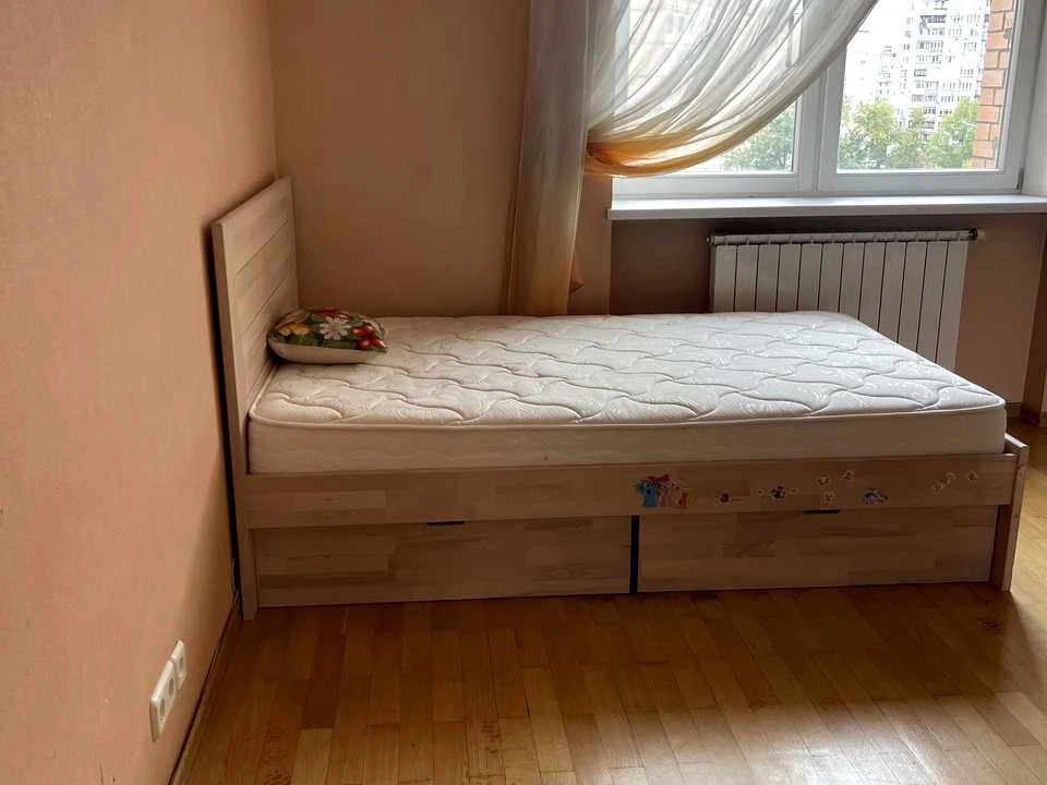 Apartment. Volodymyr Ivasyuk Street, Kyiv