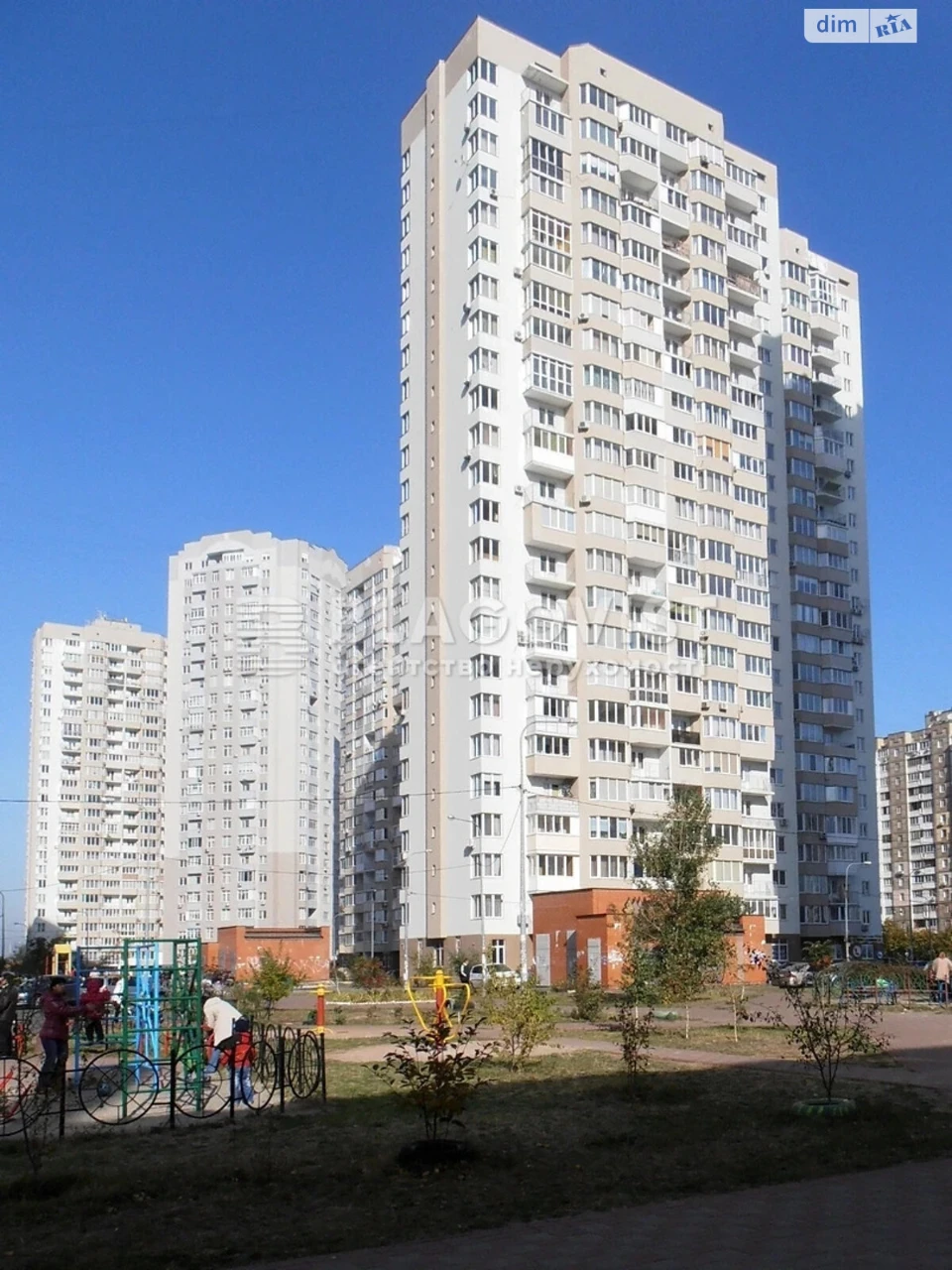 Long-Term Rental Apartment Troyeshchyna