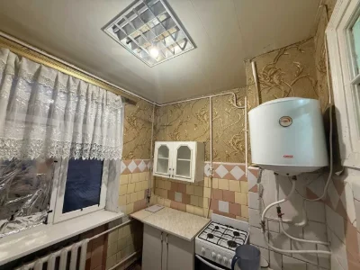 For Sale: 2-room apartment in Priadneprovsk residential district