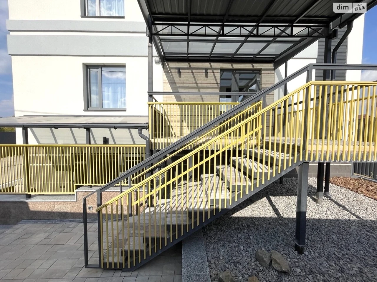 Long-Term Rent House Solomyany
