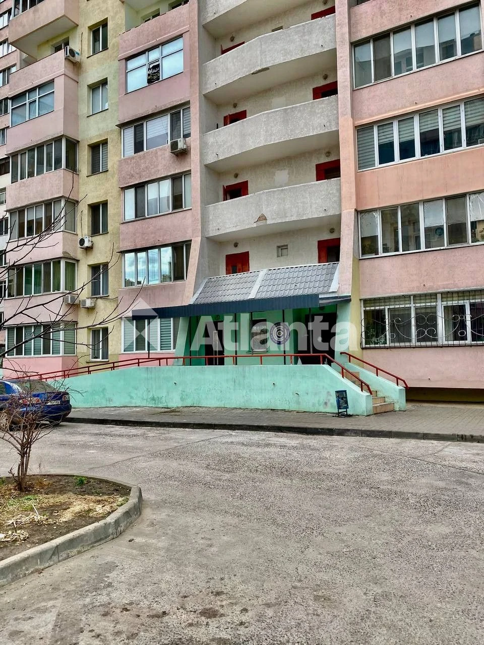 Продажа однокомнатной квартиры в Одессе рядом с Дюковским садом