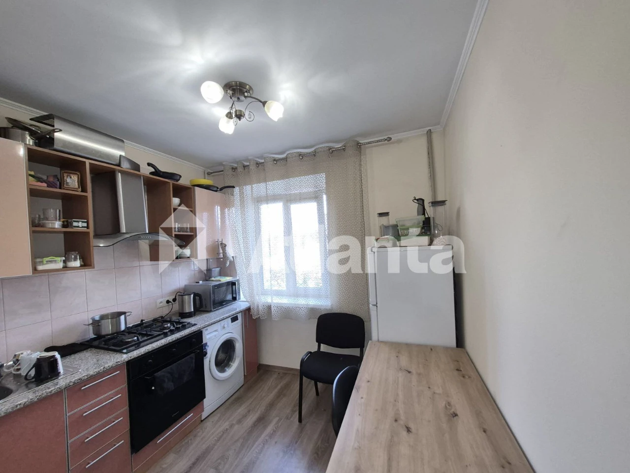 Two-bedroom apartment in the heart of Odesa
