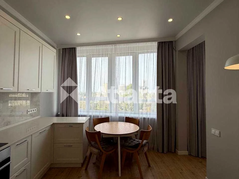 Apartment. Odessa, Nezalezhnosti st.