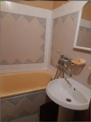 Продам квартиру в теплом кирпичном доме