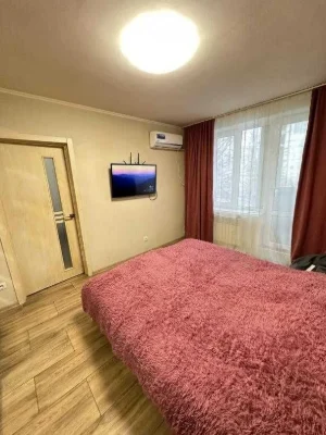 For sale 1-bedroom apartment in the Class area on Tractor Builders Street