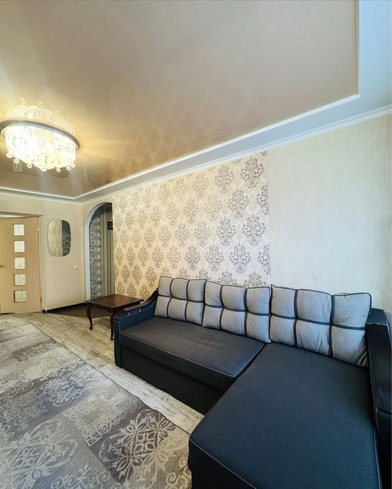 Sale of a 3-room apartment on Novomikhailovskaya
