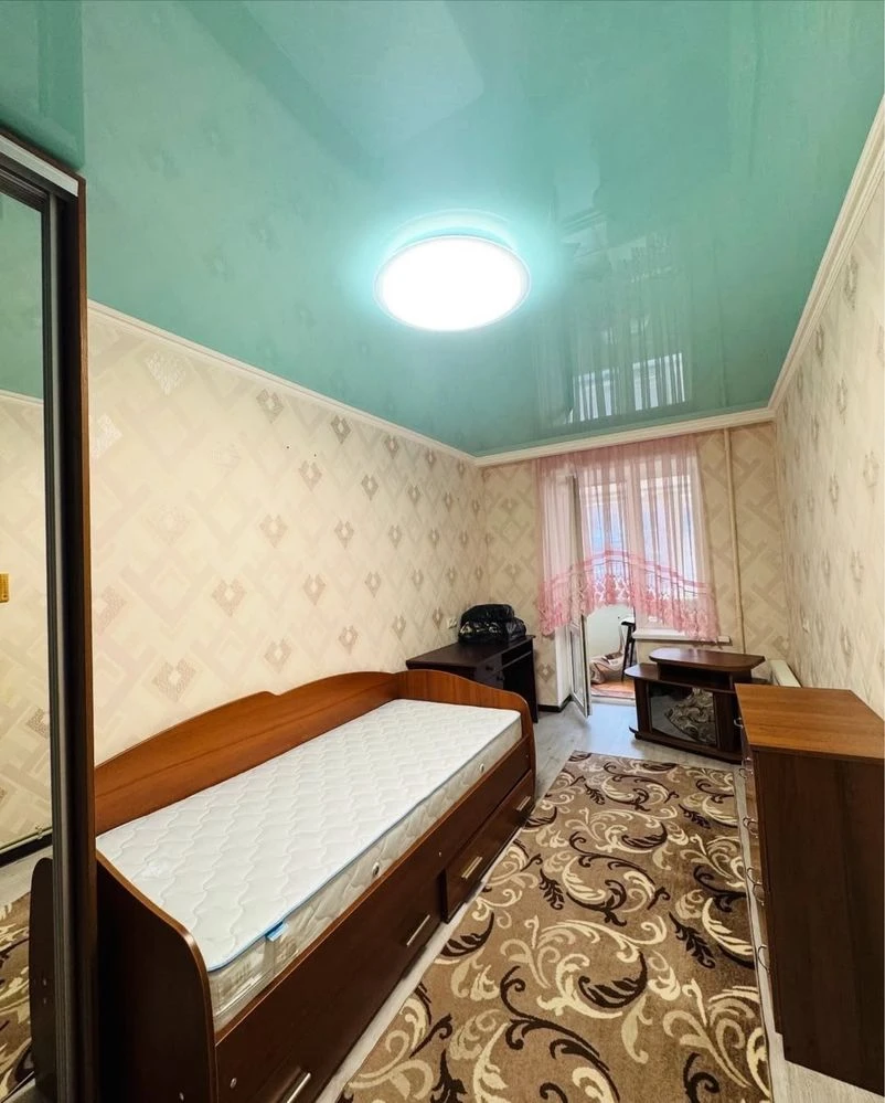 Sale of a 3-room apartment on Novomikhailovskaya
