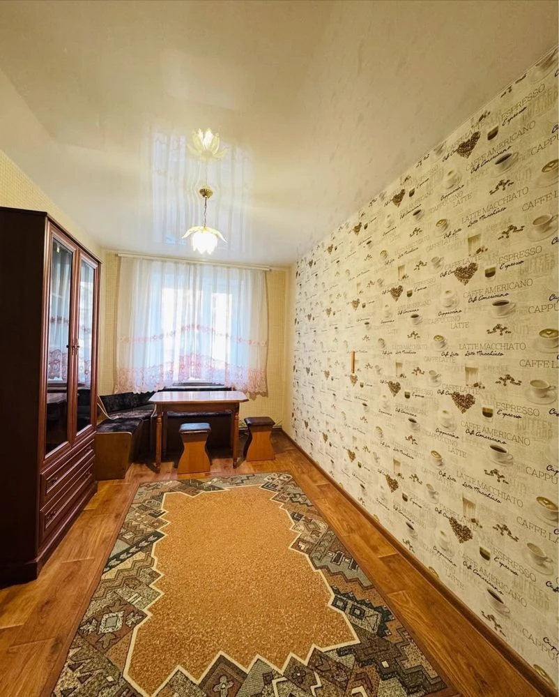 Sale of a 3-room apartment on Novomikhailovskaya