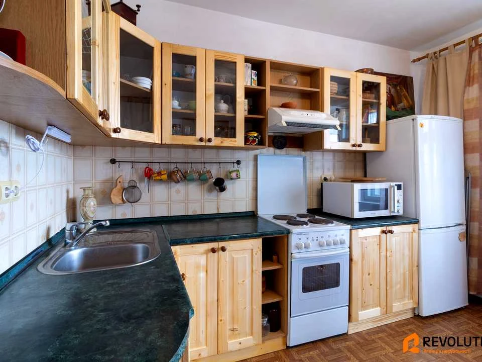 Apartment. Vyshnjakivska st.