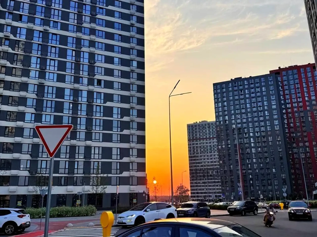 Rent 2-room apartment 66 sq m 6/23 floor