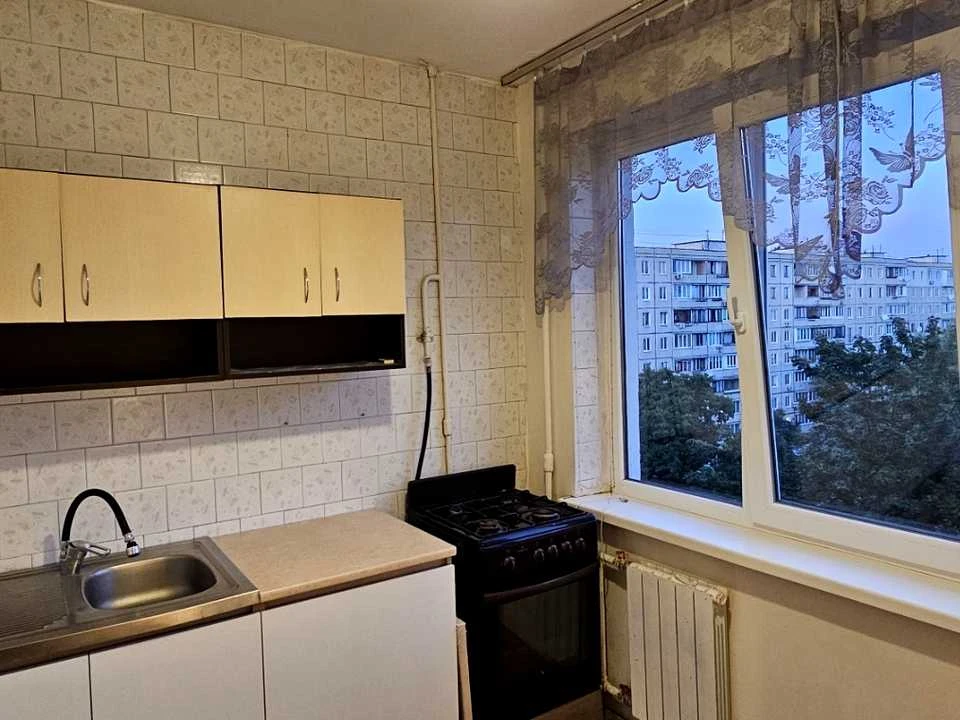 Квартира. Київ, Олега Мудрака вул.