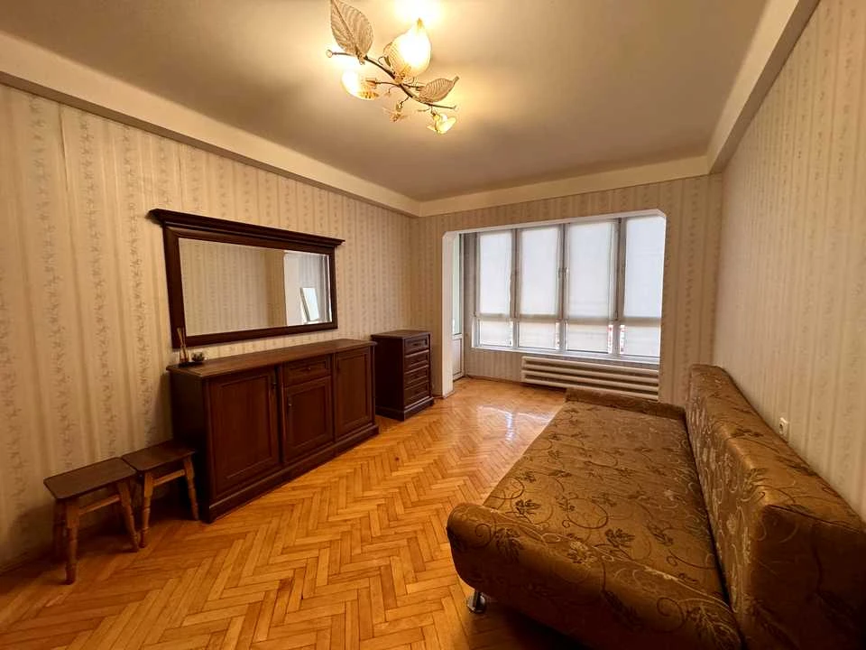 Квартира. Киев, Оболонский проспект.