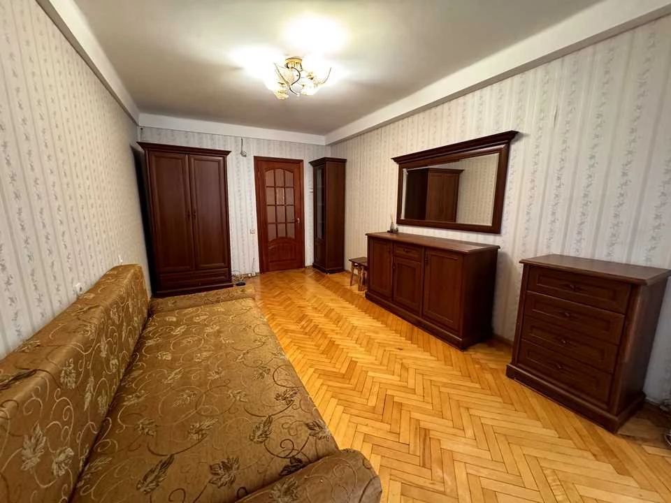 Квартира. Киев, Оболонский проспект.