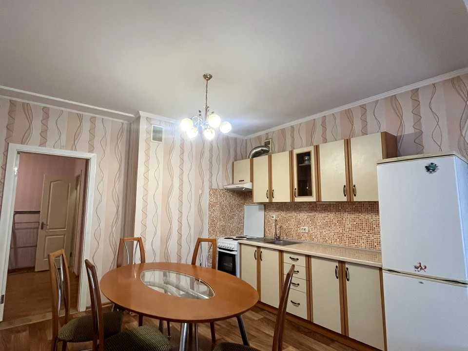 Apartment. Borislavsk Street, Kyiv