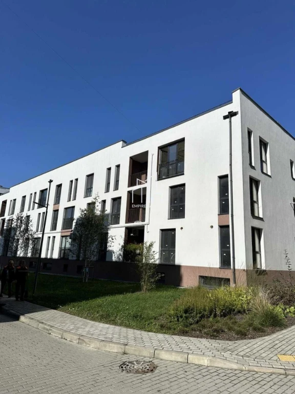 Продаж 3-кімнатній квартири на вулиці Надійна