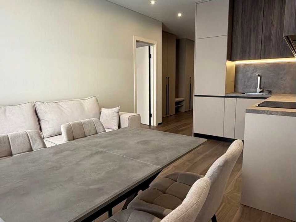 Apartment. Degtyarivska st., Kyiv