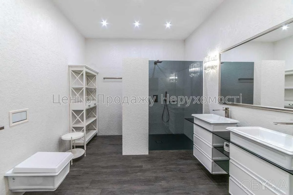 5-bedroom apartment, 660 sq m