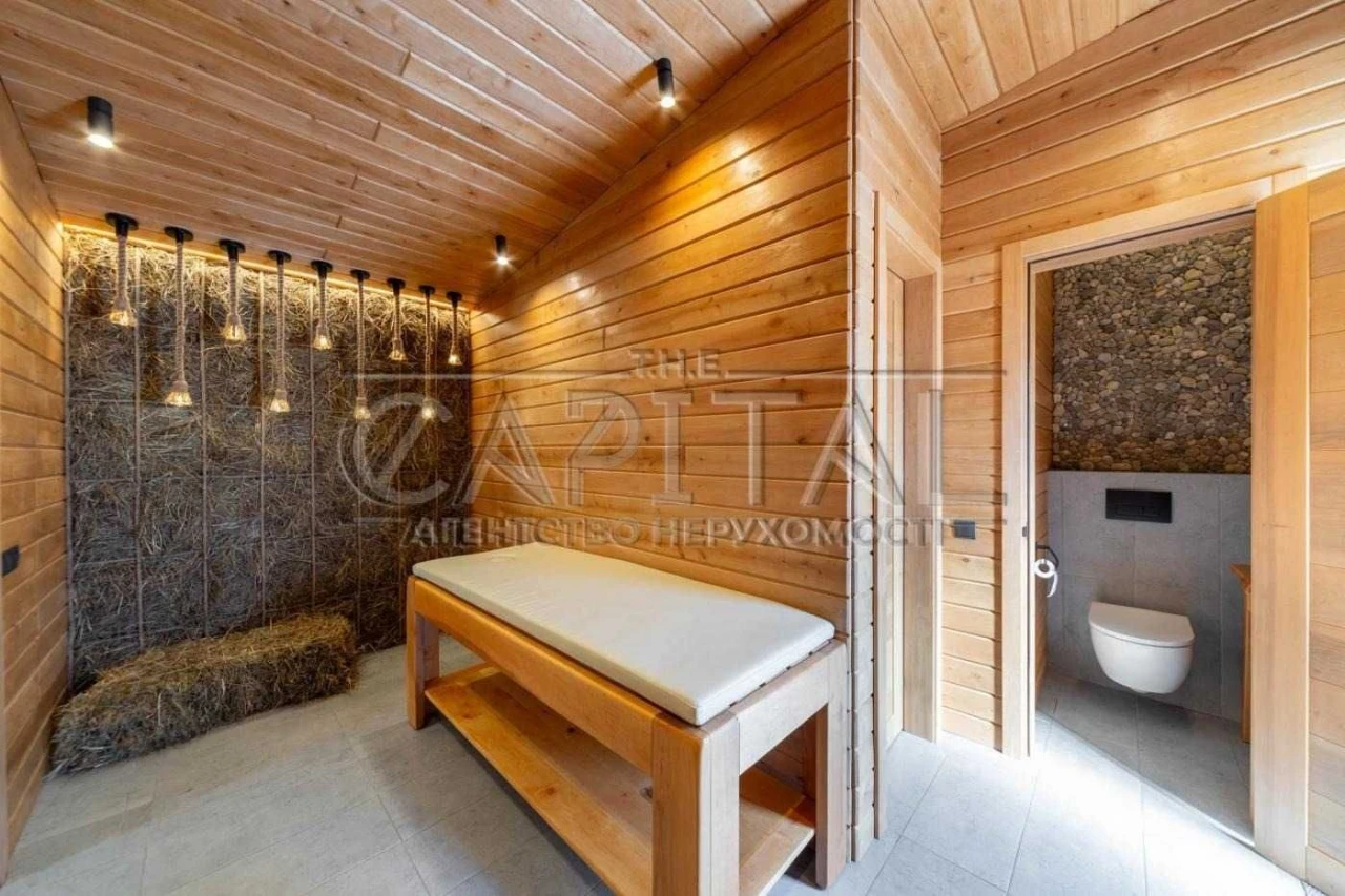 Modern house on the banks of the Dnieper | Dniprodzyne district | Kyiv