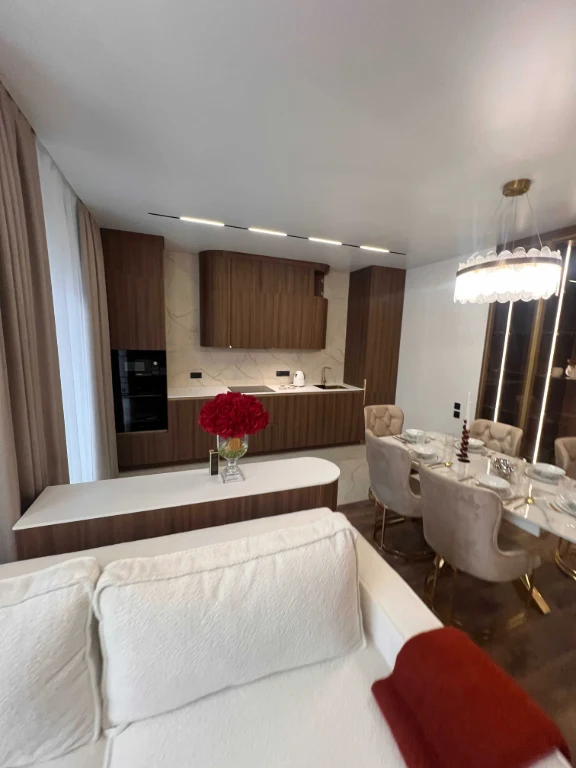 Продаж 3-кімнатна квартири 104 м² | 66 Перлина | KADORR Cit