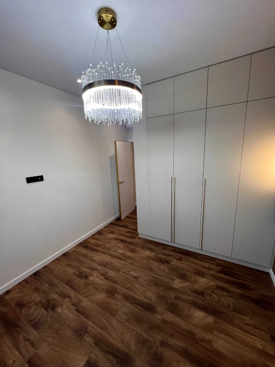 Продаж 3-кімнатна квартири 104 м² | 66 Перлина | KADORR Cit