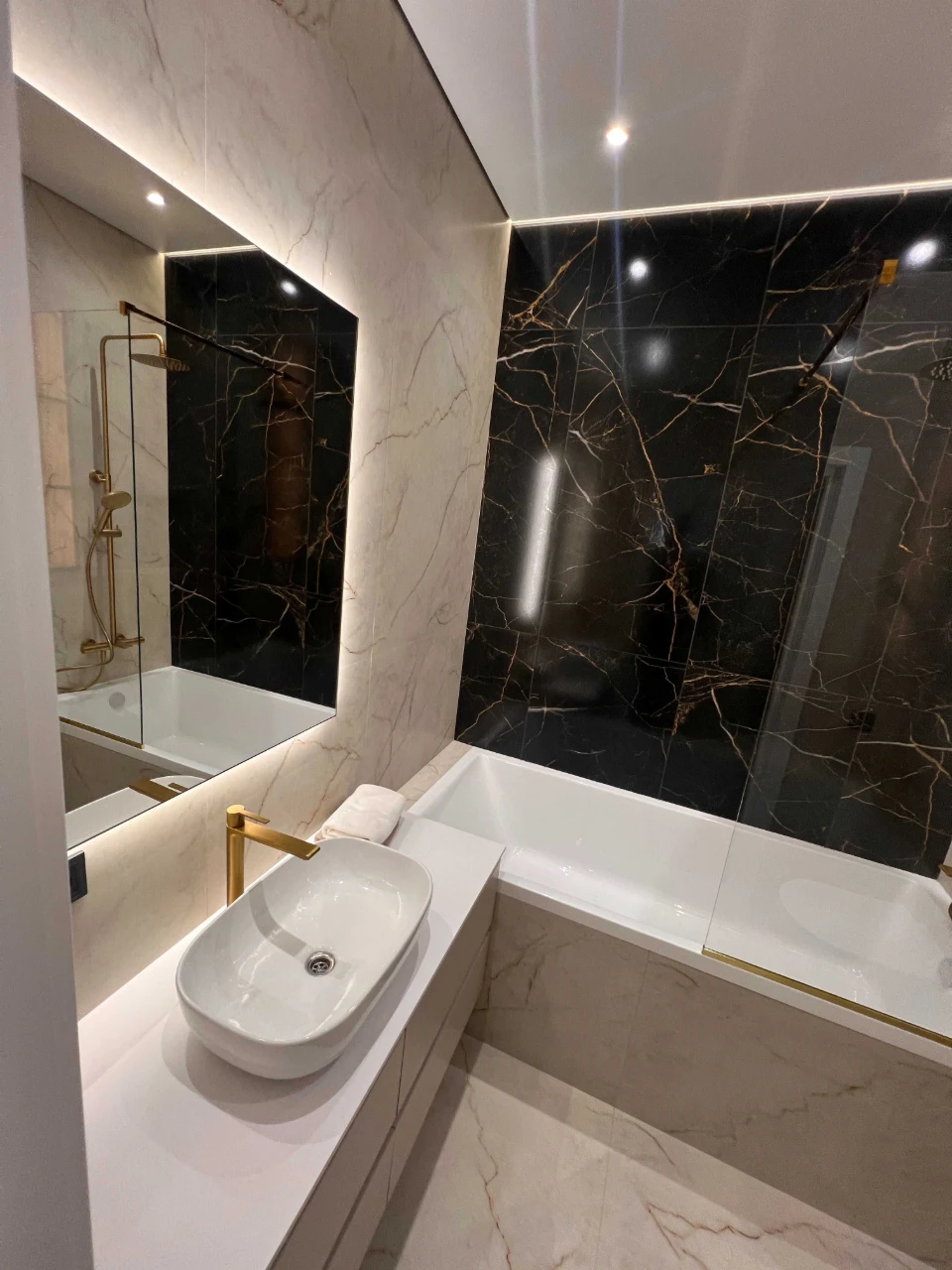 Продаж 3-кімнатна квартири 104 м² | 66 Перлина | KADORR Cit