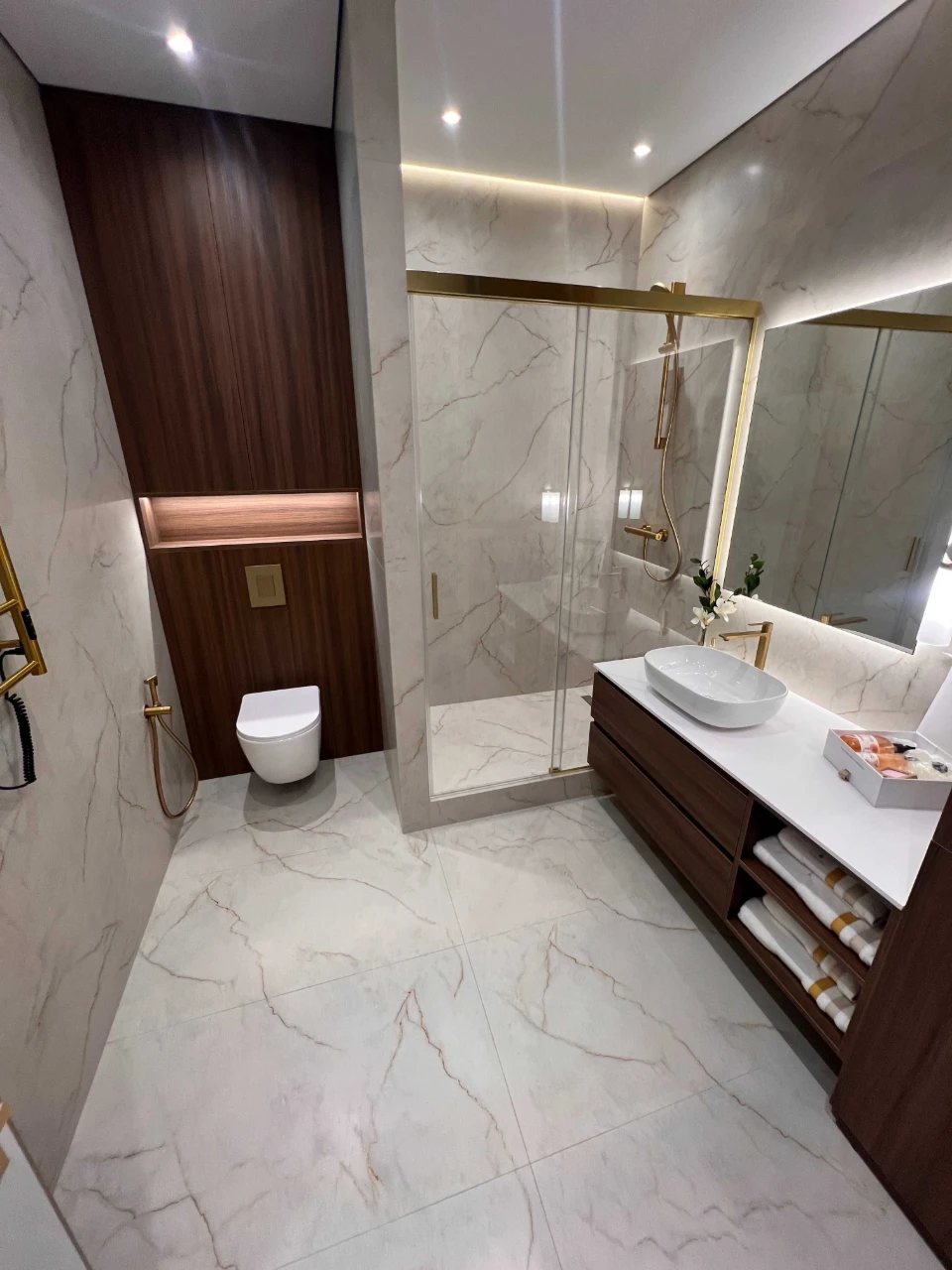Продаж 3-кімнатна квартири 104 м² | 66 Перлина | KADORR Cit