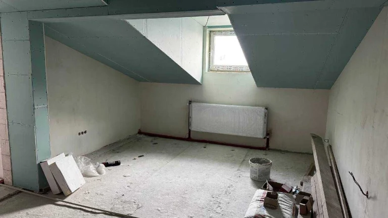 For sale, spacious 1-bedroom apartment. All finishing works completed.