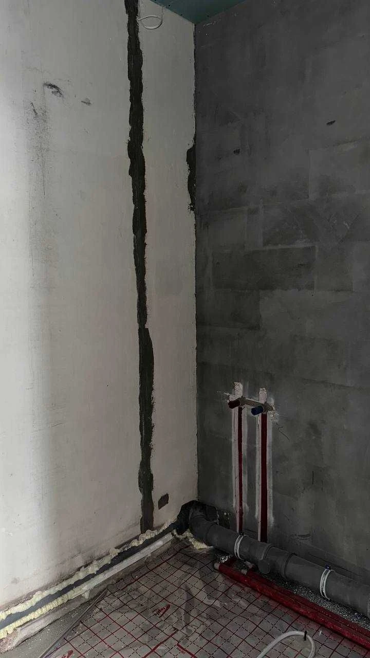 For sale, spacious 1-bedroom apartment. All finishing works completed.