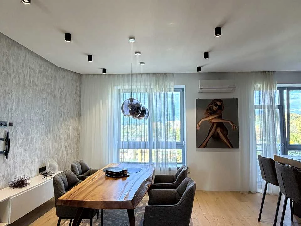 Apartment. Marka Cheremshiny Street, Lviv