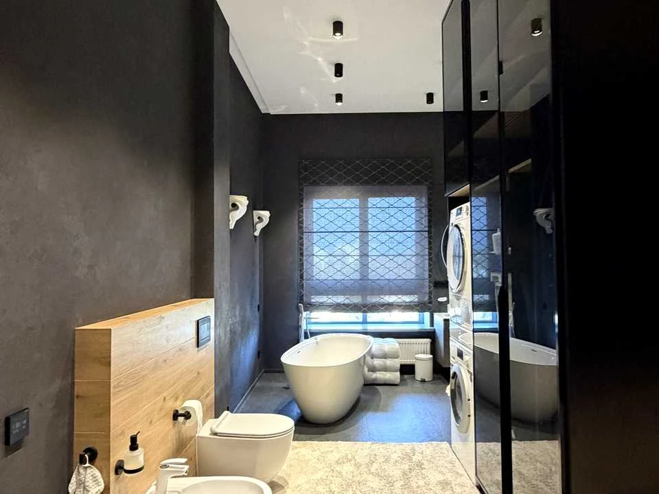 Apartment. Marka Cheremshiny Street, Lviv