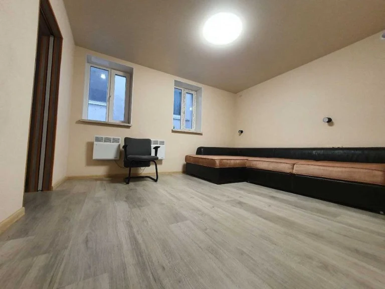 I will sell 2 rooms Center, Voskresenskaya, Starokozatskaya
