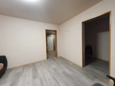 I will sell 2 rooms Center, Voskresenskaya, Starokozatskaya