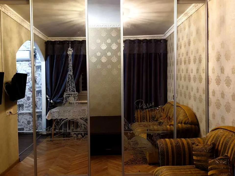 Квартира. Київ, Празька вул.