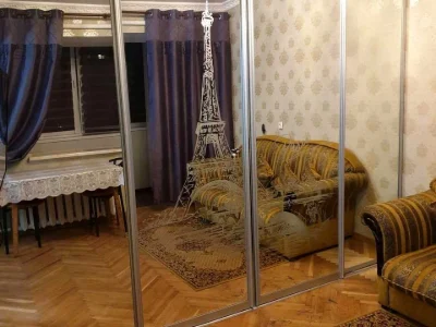 Квартира. Київ, Празька вул.