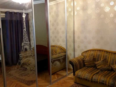 Квартира. Київ, Празька вул.