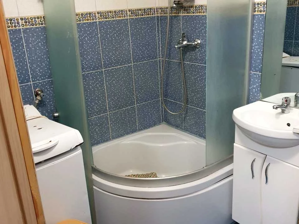 Квартира. Київ, Празька вул.